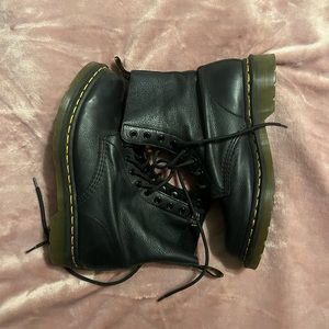 Lightly worn doc martens!